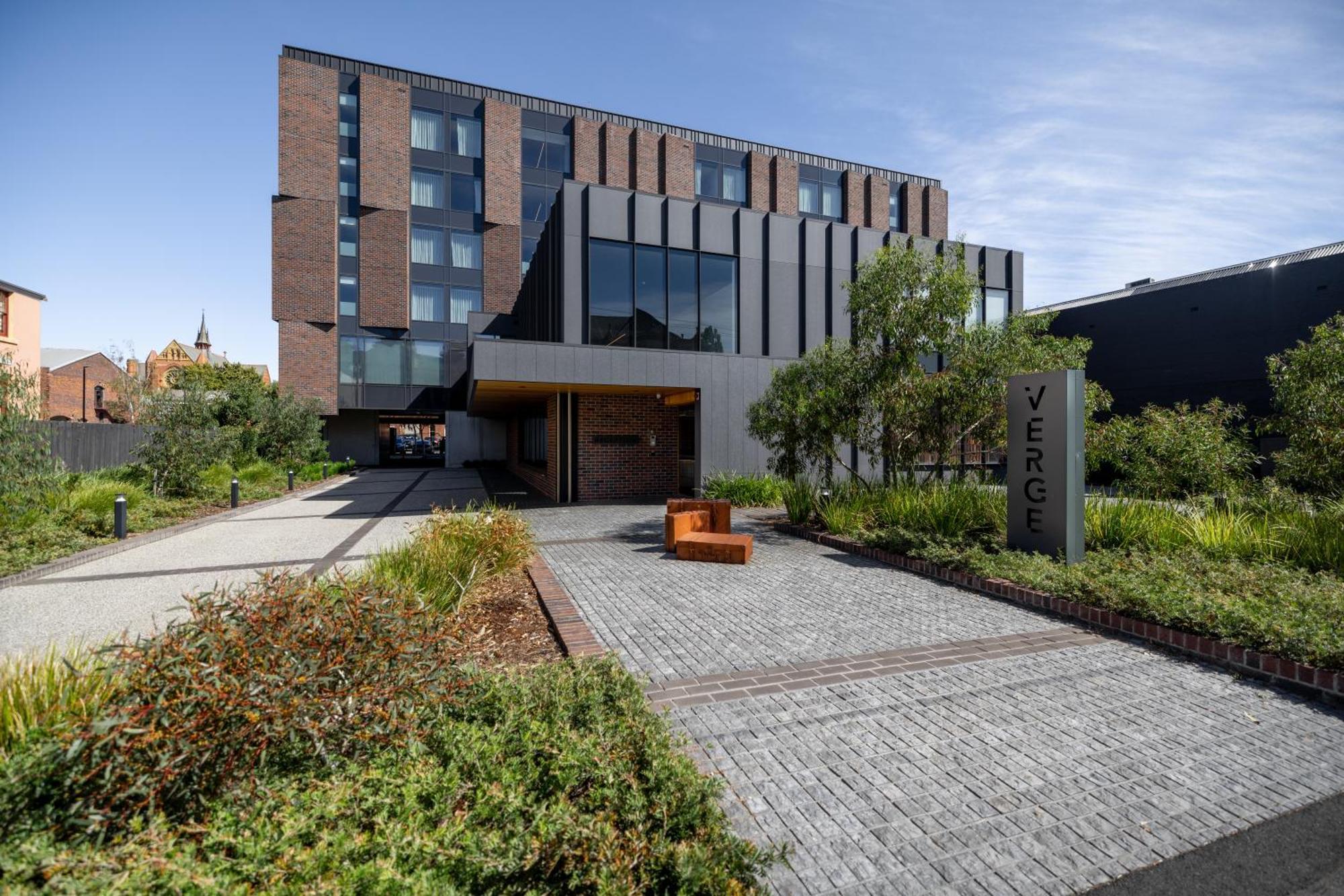 Hotel Verge Лонсестън Екстериор снимка